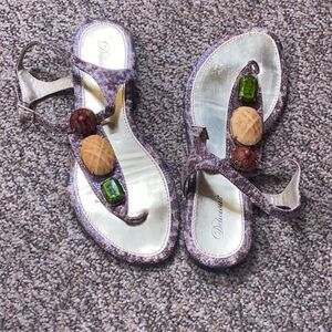 Delicious Woman Sandals Shoes Size 7.5